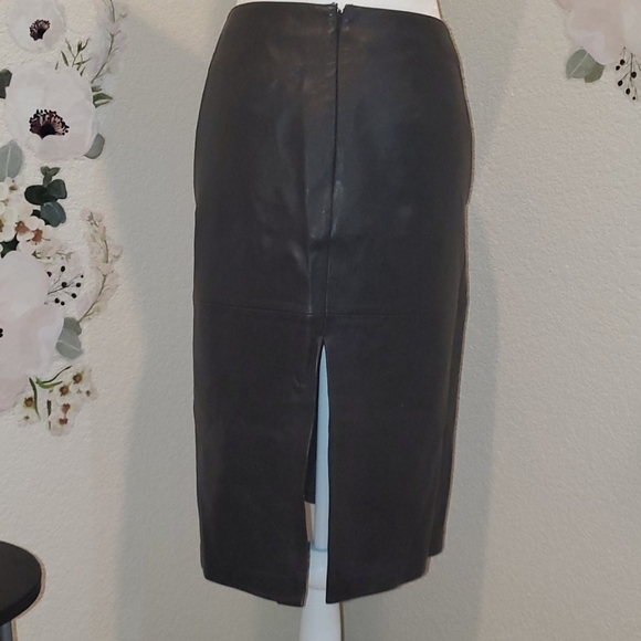 VS2 LEATHER SKIRT - Picture 4 of 5